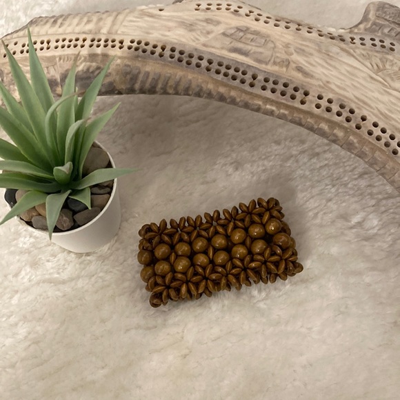 $5 Add-on Stretchy Beaded Bracelet - Picture 1 of 3